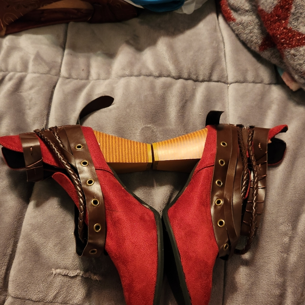 Booties - Picture 3 of 11